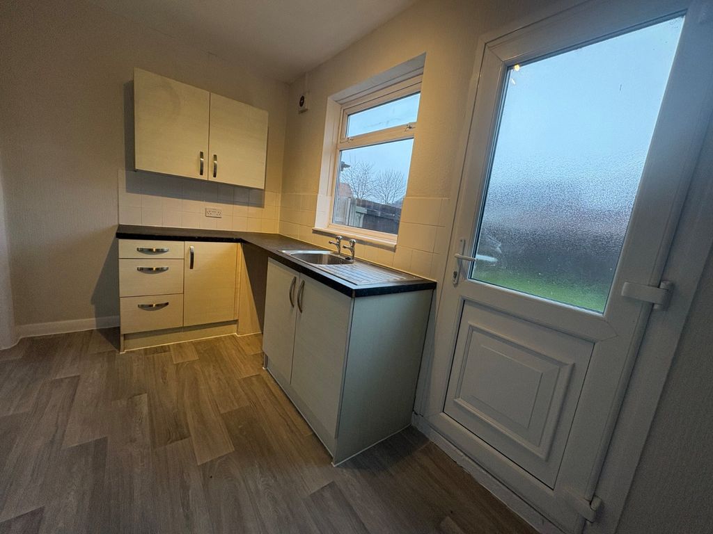 Property photo 2 of 7 Picture No. 03