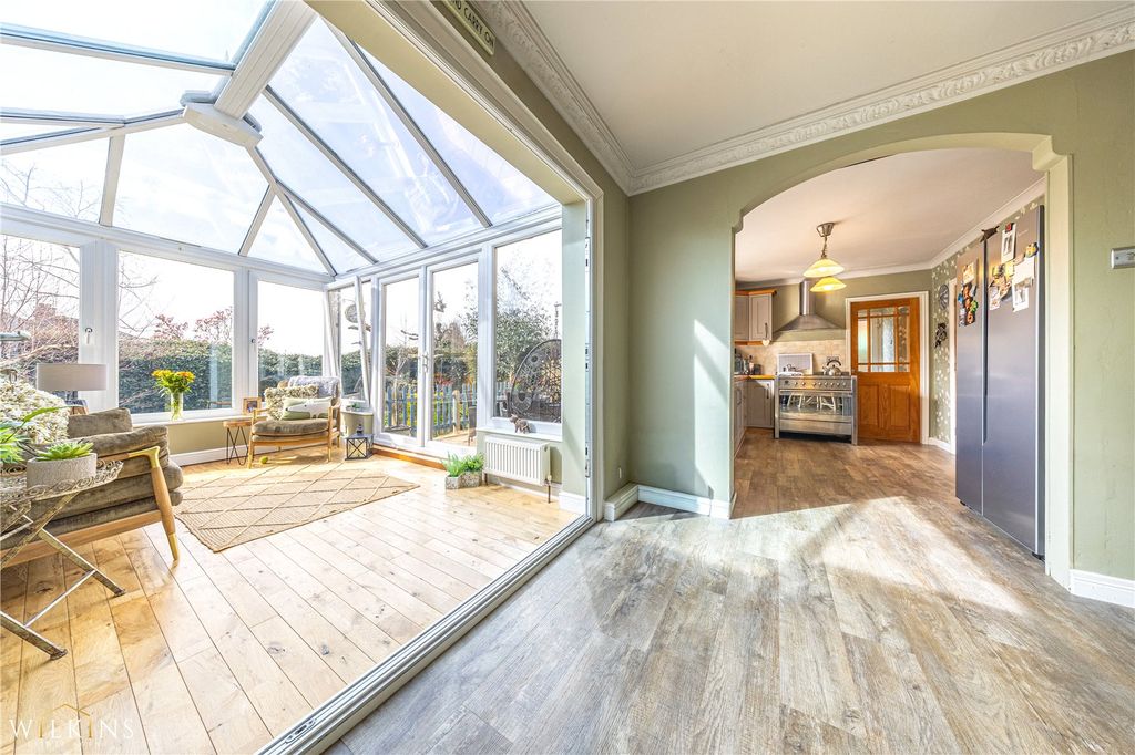 Property photo 2 of 45 Picture No. 15