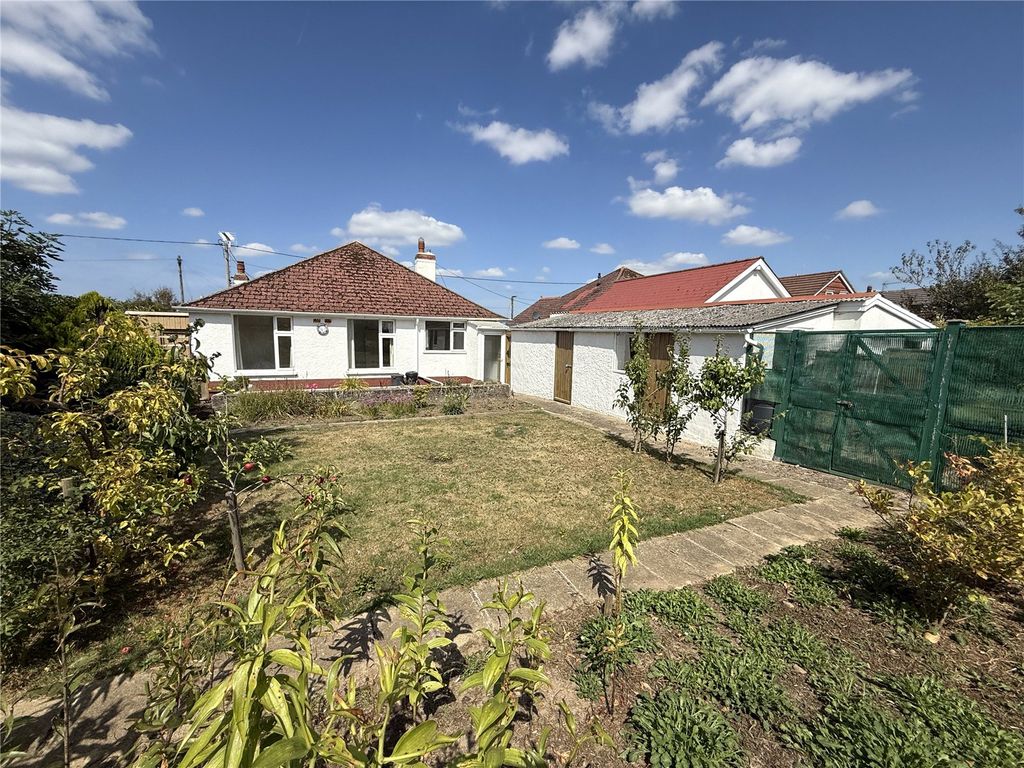 Property photo 2 of 13 Picture No. 02