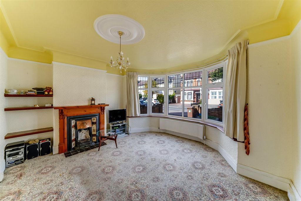 Property photo 2 of 23 Dsc04823_Hdr.Jpg