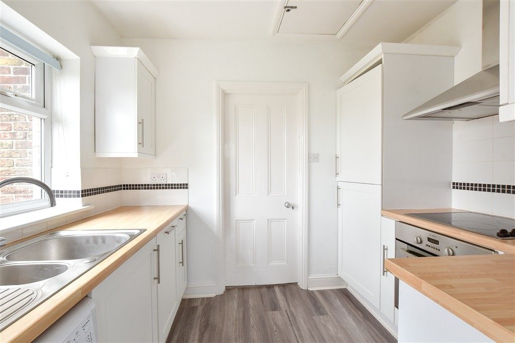 Property photo 2 of 13 Kitchen