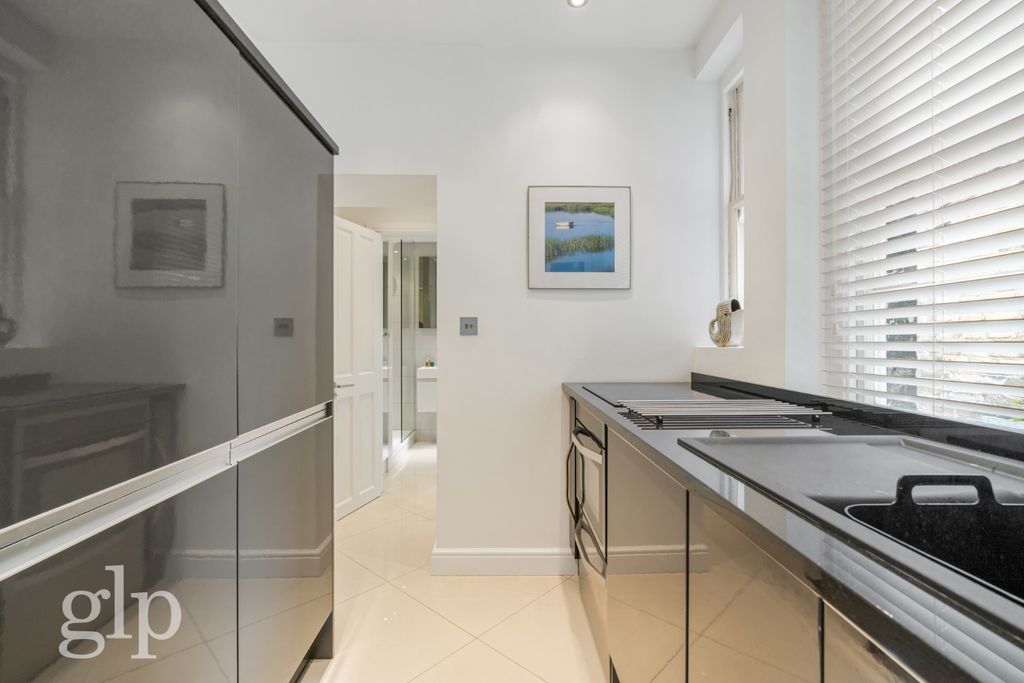 Property photo 3 of 16 3157177