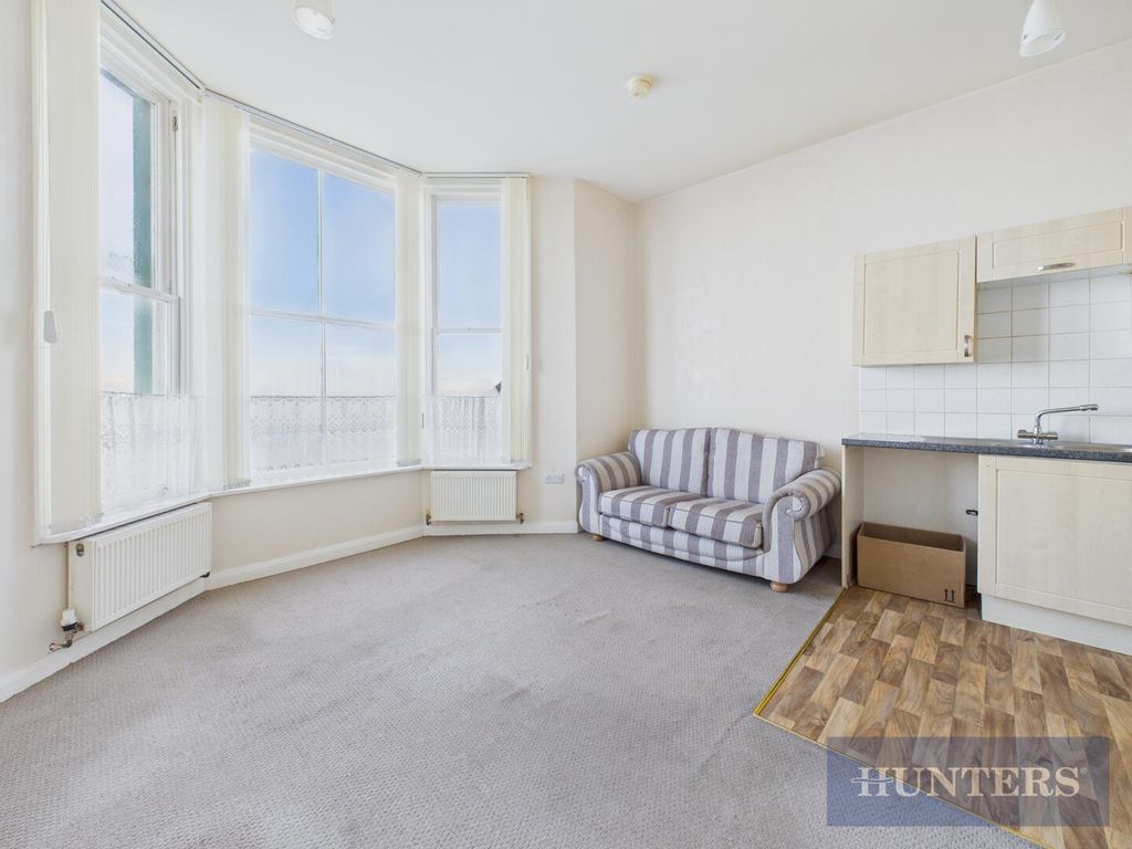 Property photo 3 of 12 Living Room