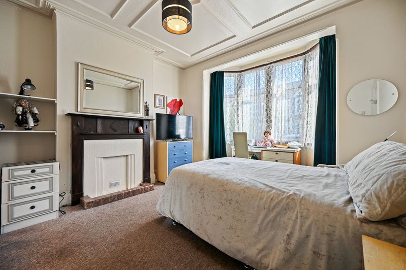 Property photo 3 of 9 Photo 2