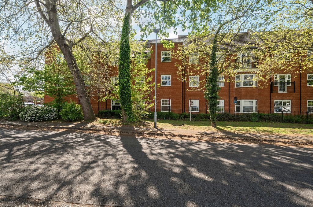 Property photo 1 of 16 1448568-1-69E75A4...