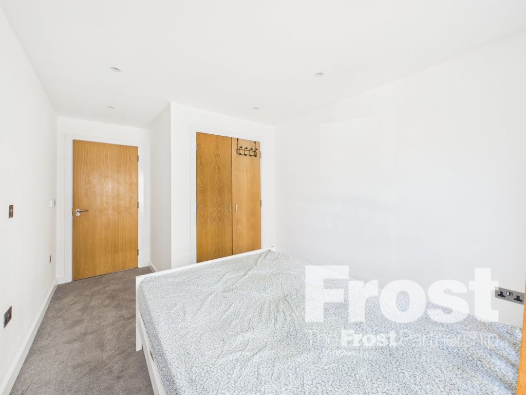 Property photo 3 of 5 Picture No. 05