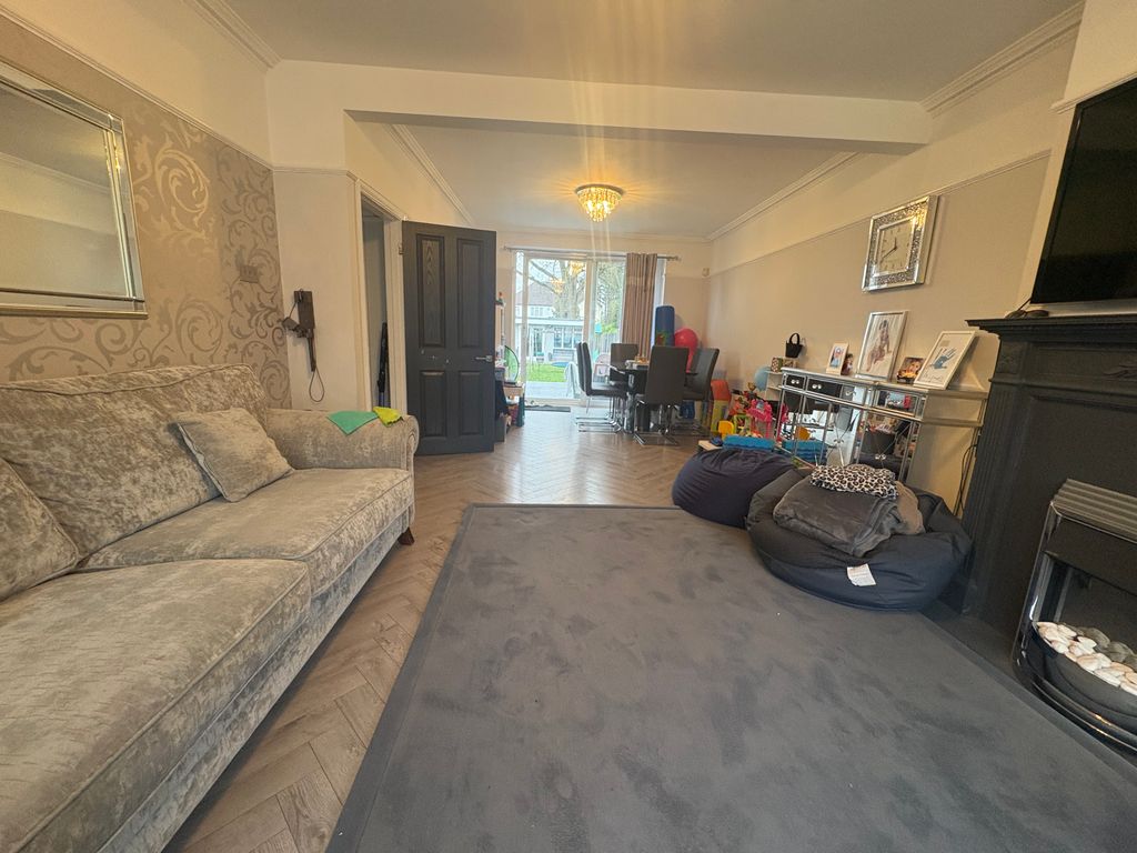 Property photo 2 of 16 Img_1457