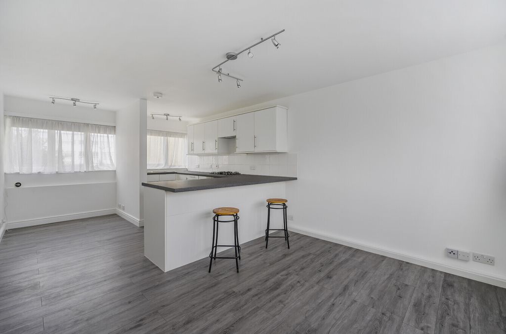 Property photo 1 of 11 Picture No. 04