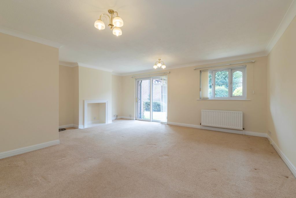 Property photo 2 of 25 Image