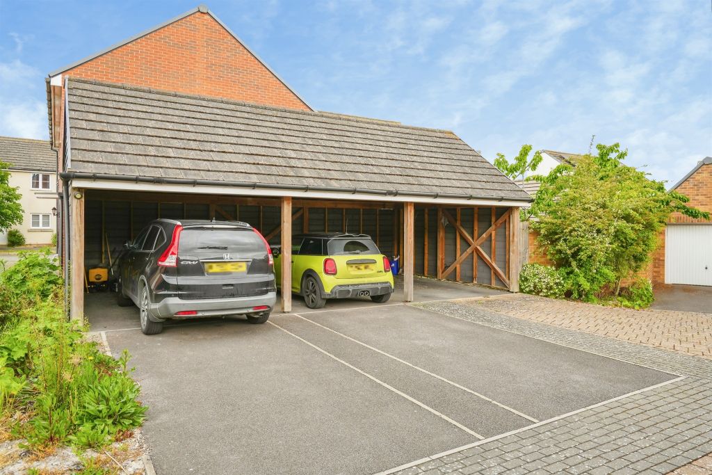 Property photo 2 of 18