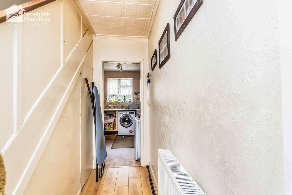 Property photo 2 of 11 Image 1