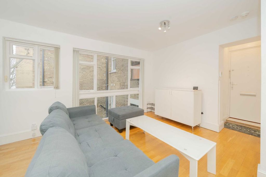 Property photo 3 of 6