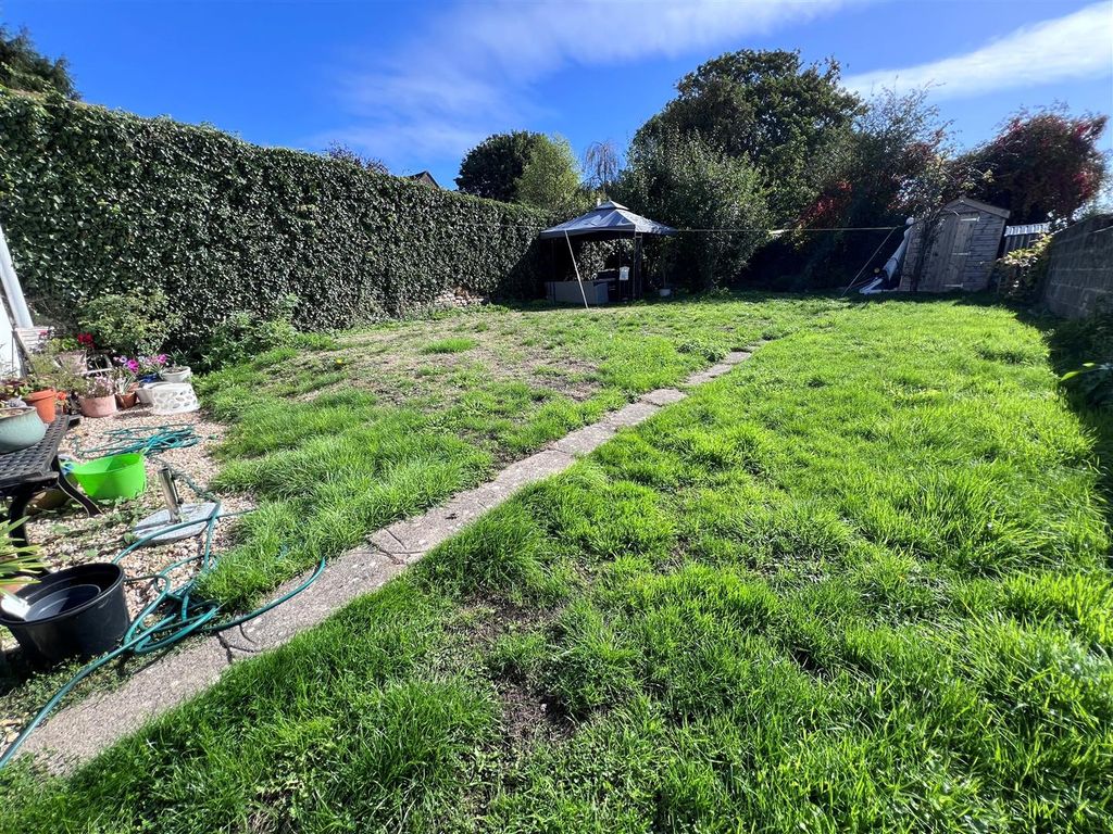 Property photo 2 of 14 Garden.Jpg