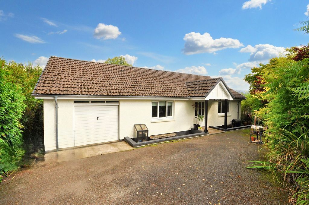Property photo 1 of 34