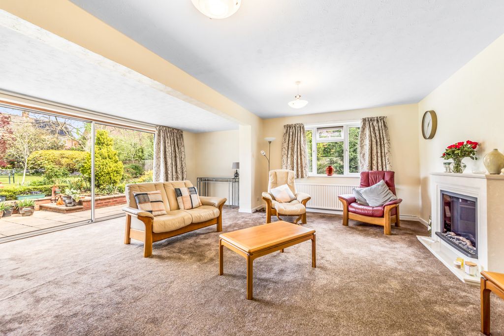 Additional image 6 of 3 bed detached bungalow for saleLichfield Avenue, Evesham WR11