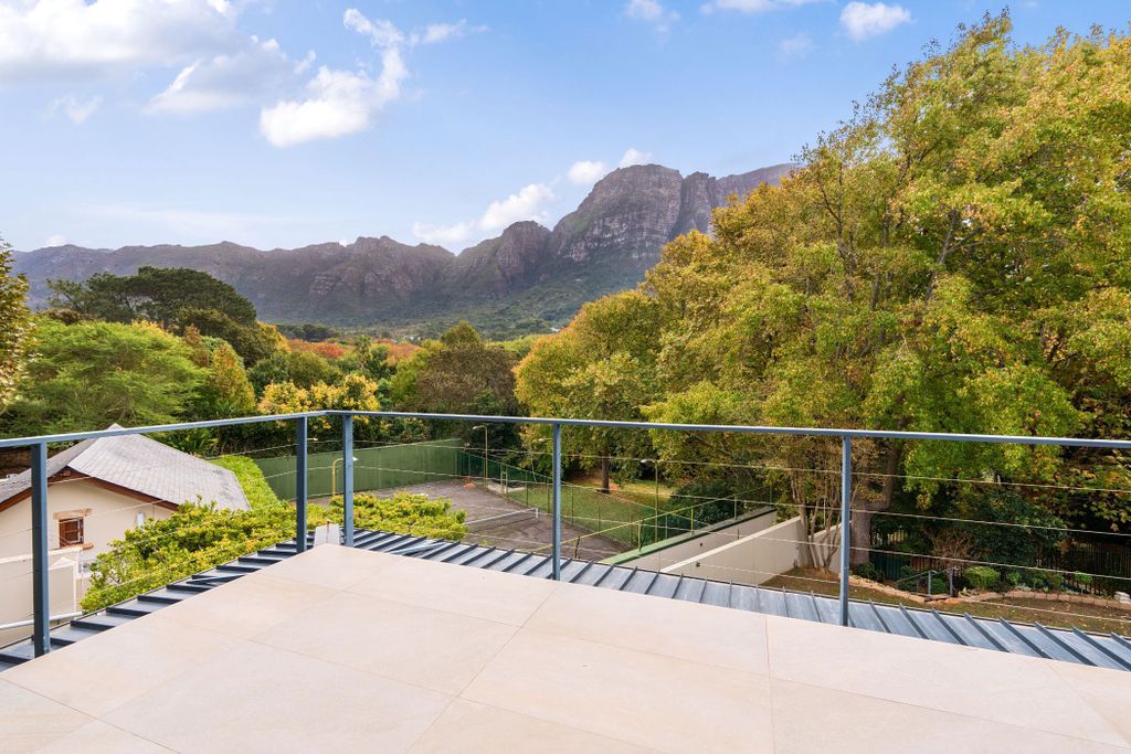 Property photo 3 of 53 Kw1698486