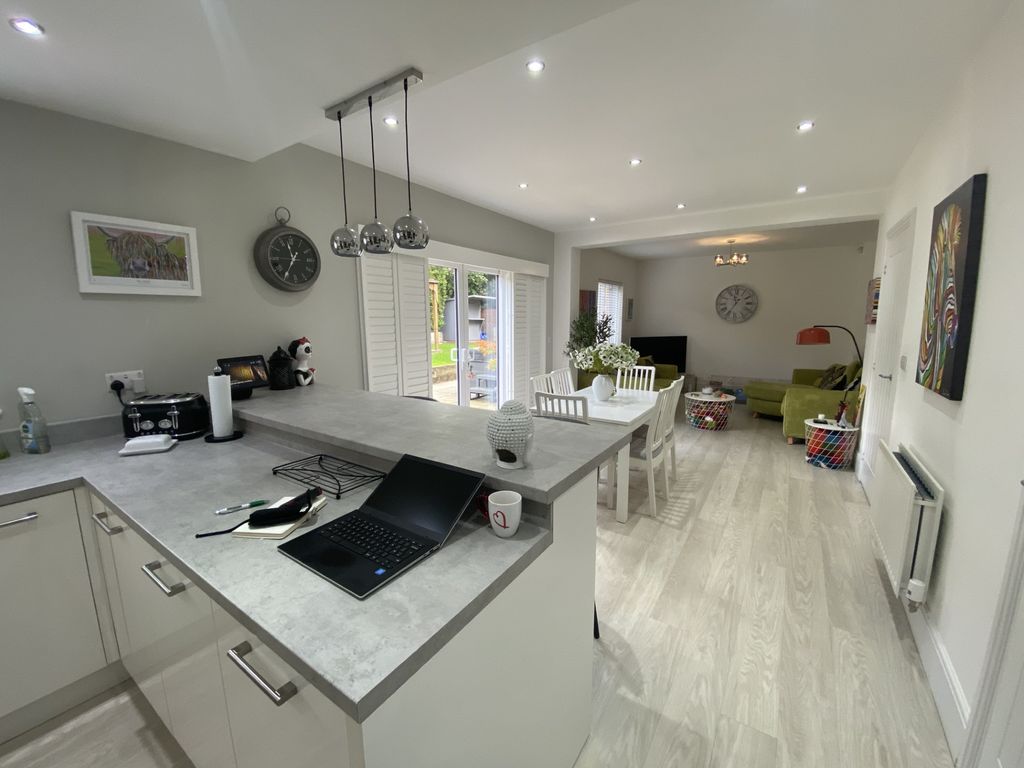 Property photo 3 of 28 Open Plan Living