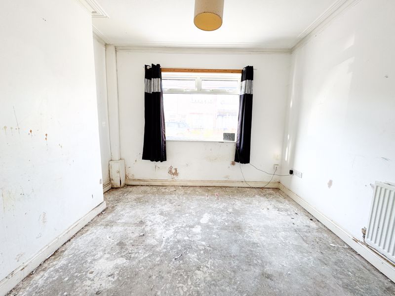 Property photo 2 of 10 Lounge