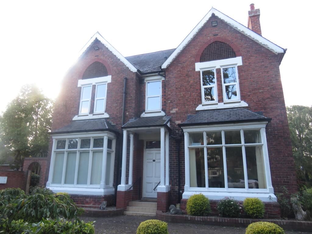 Property photo 1 of 7 Front