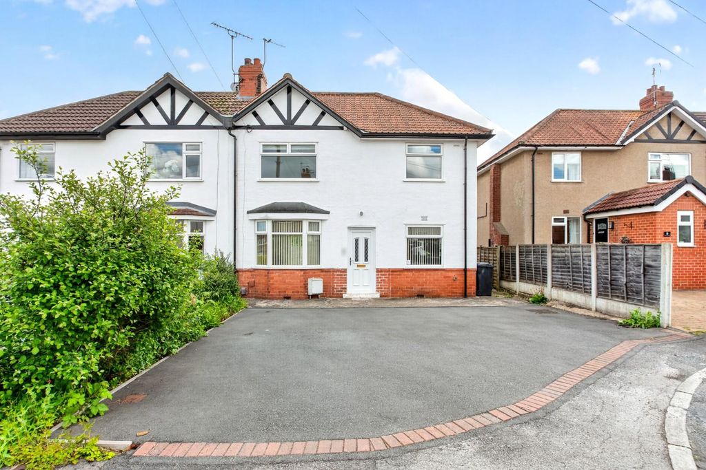 Property photo 1 of 17 7Laburnumgrove-31.Jpg