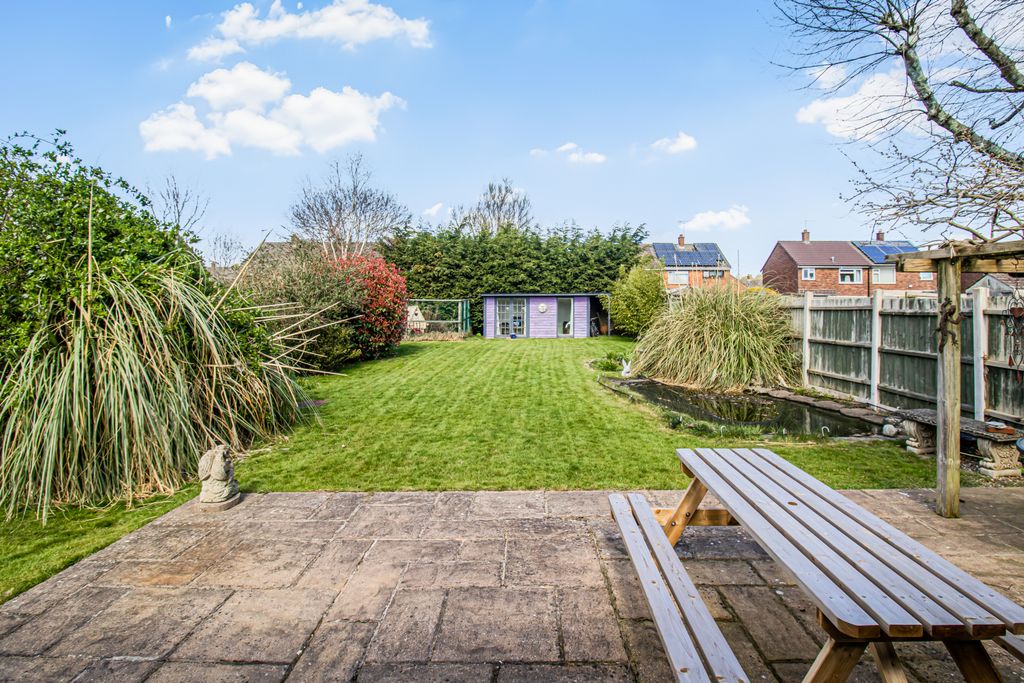 Property photo 2 of 17 Picture No. 02
