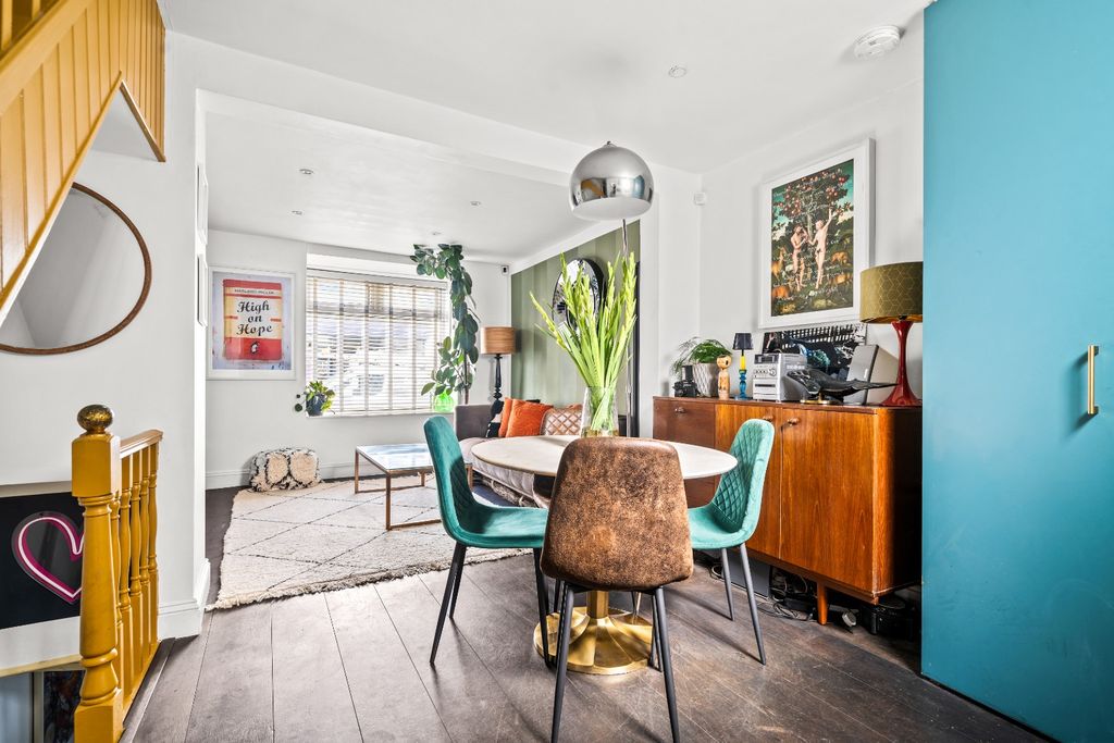 Property photo 1 of 19 4289070