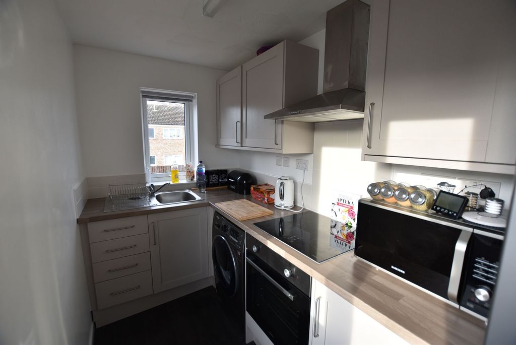 Property photo 3 of 4