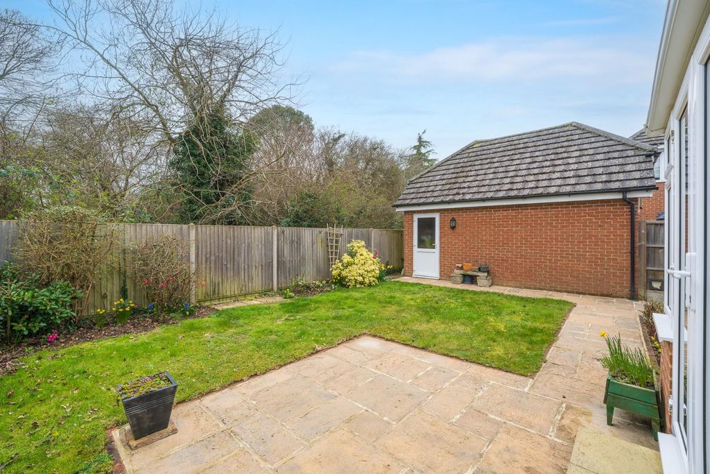 Property photo 3 of 29 Bramble Down-23.Jpg