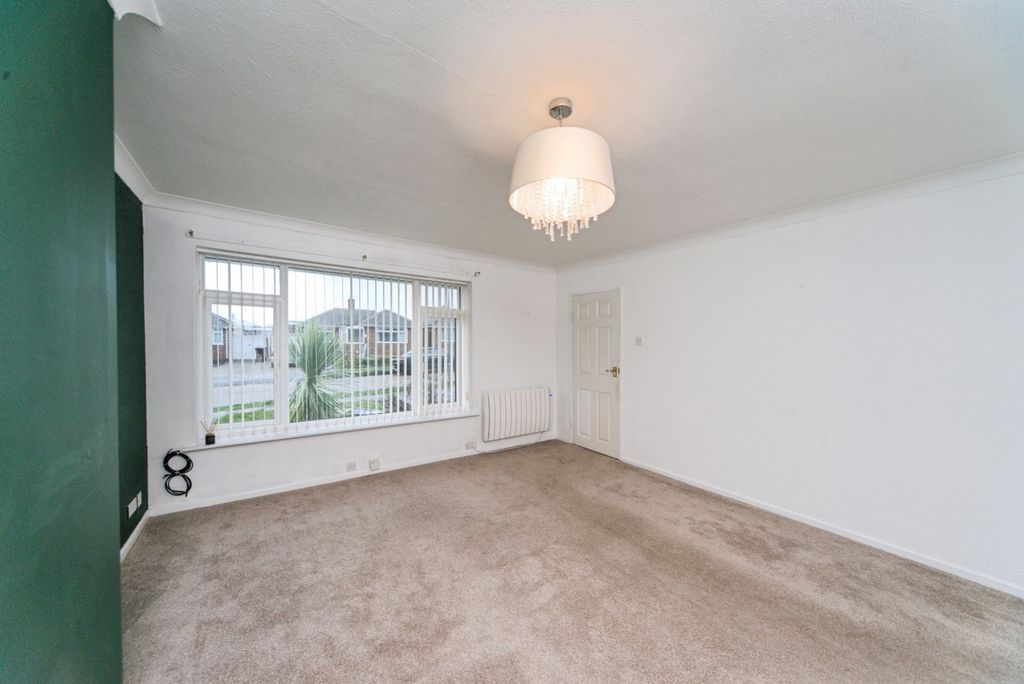 Property photo 2 of 20 Pbox-Img.Jpg