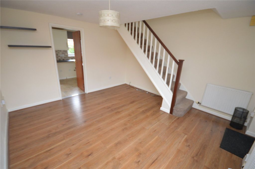 Property photo 2 of 10 Living Room