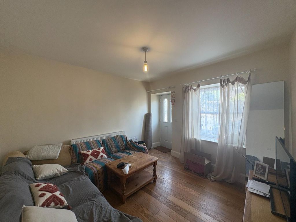 Property photo 3 of 7 Img_6421.Jpg