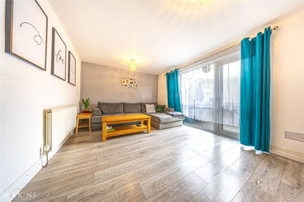 Property photo 3 of 31 Picture No. 06