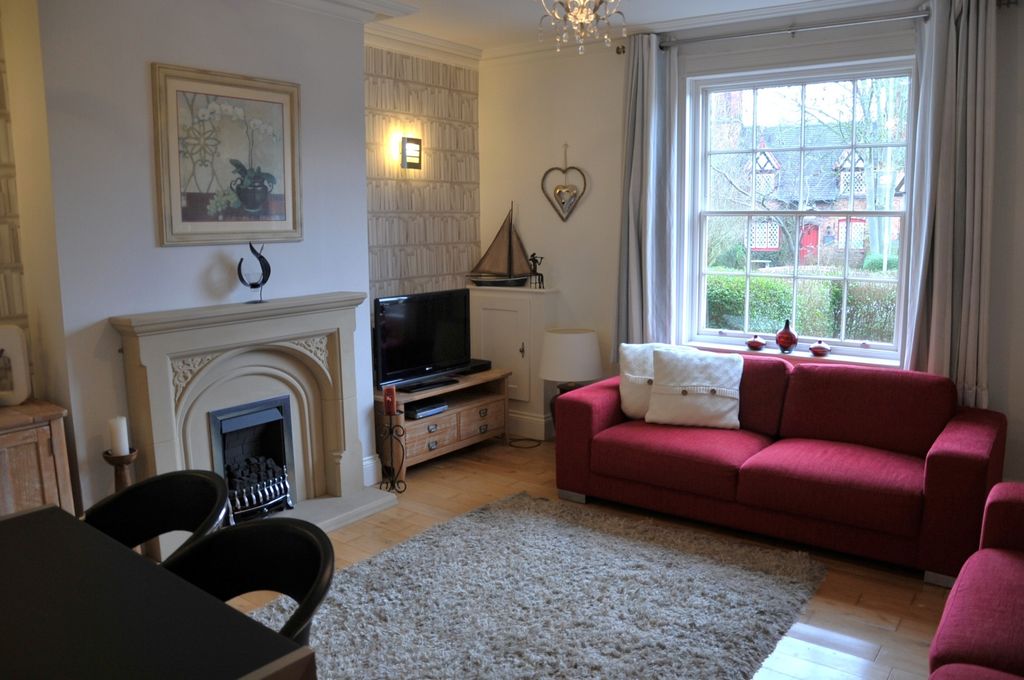 Property photo 2 of 12 Image 1