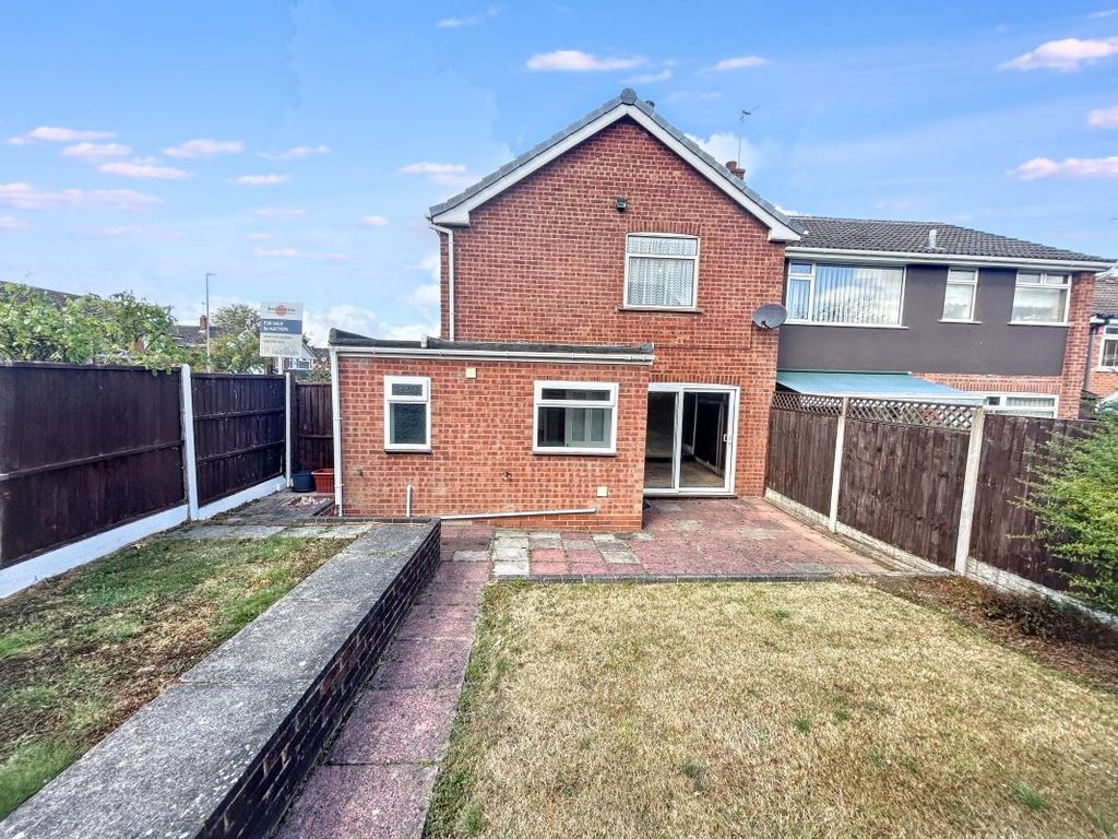 Property photo 3 of 13