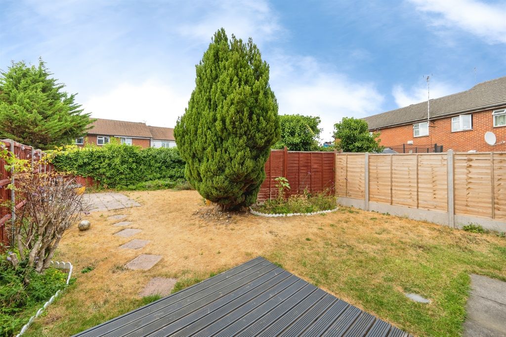 Property photo 2 of 14