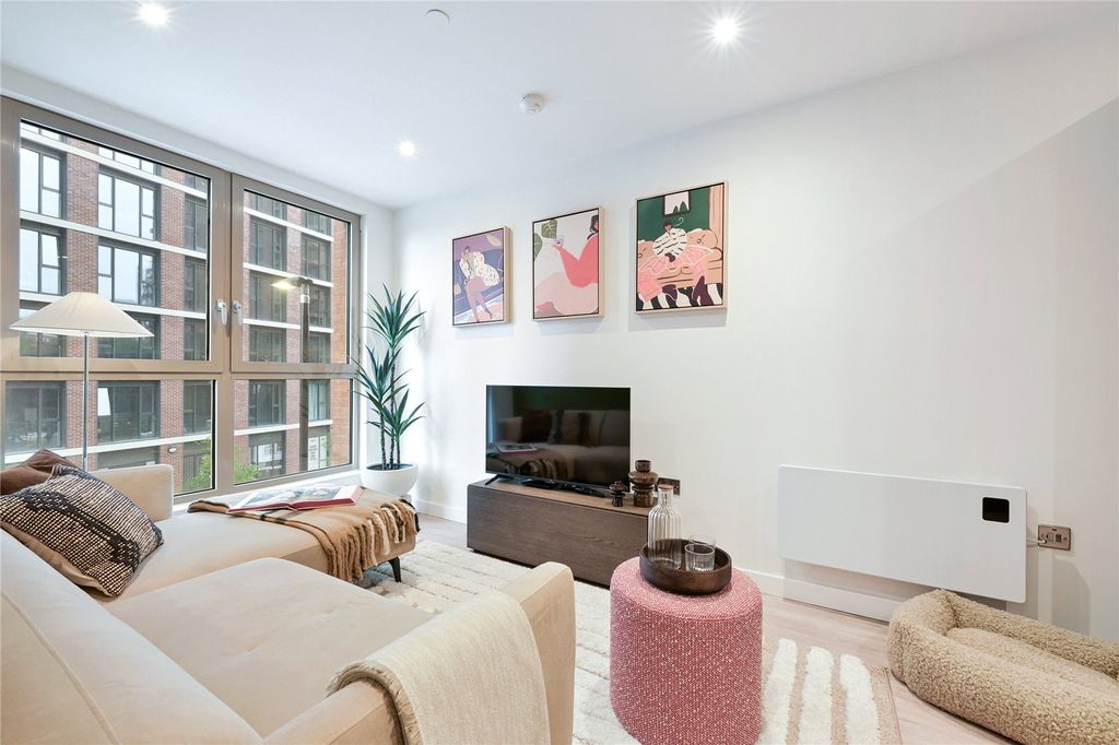 Property photo 3 of 11 Picture No. 02