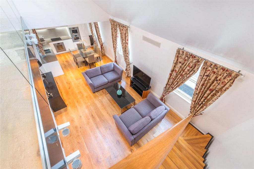 Property photo 3 of 19