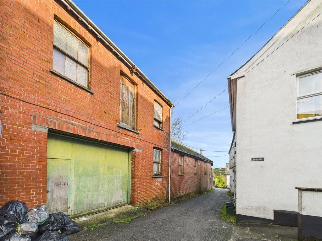 Property photo 1 of 10 Picture No. 20