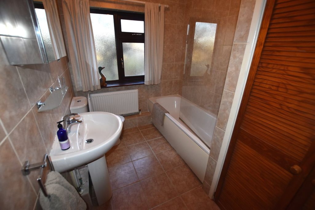 Additional image 8 of 3 bed detached bungalow for salePentrecwrt, Llandysul SA44