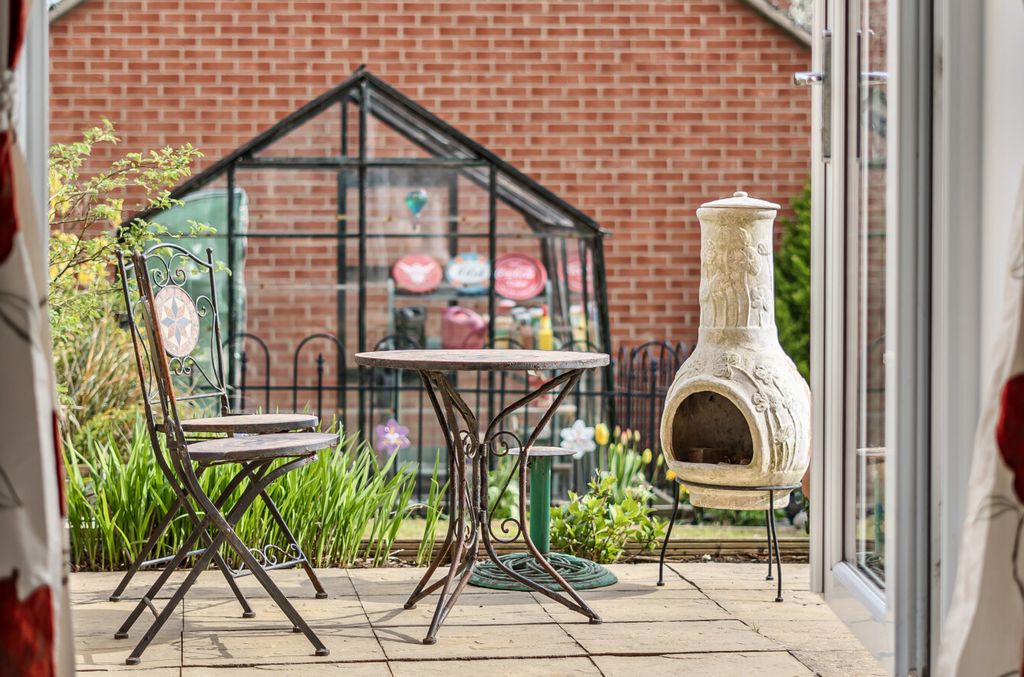 Property photo 2 of 17 Patio