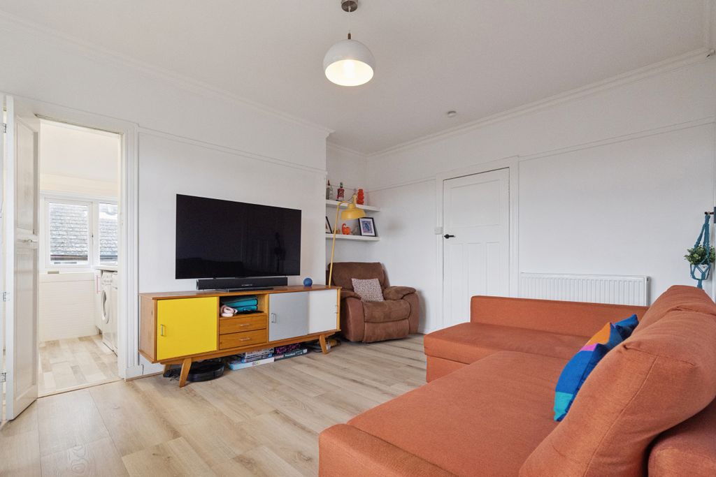 Property photo 3 of 21