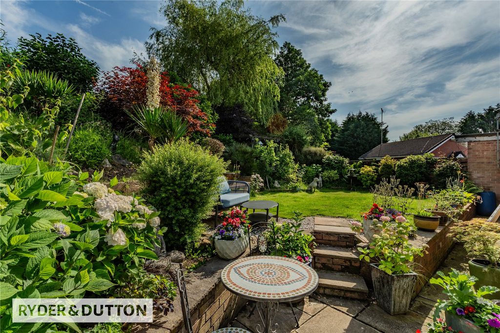 Property photo 2 of 27 Picture No. 09