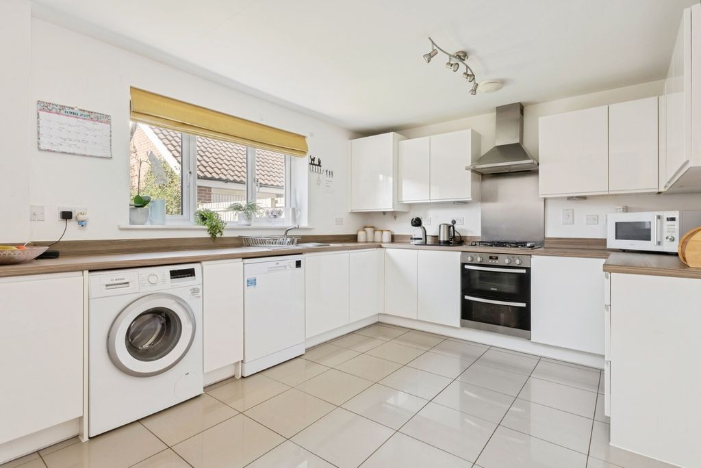 Property photo 3 of 22 Photo