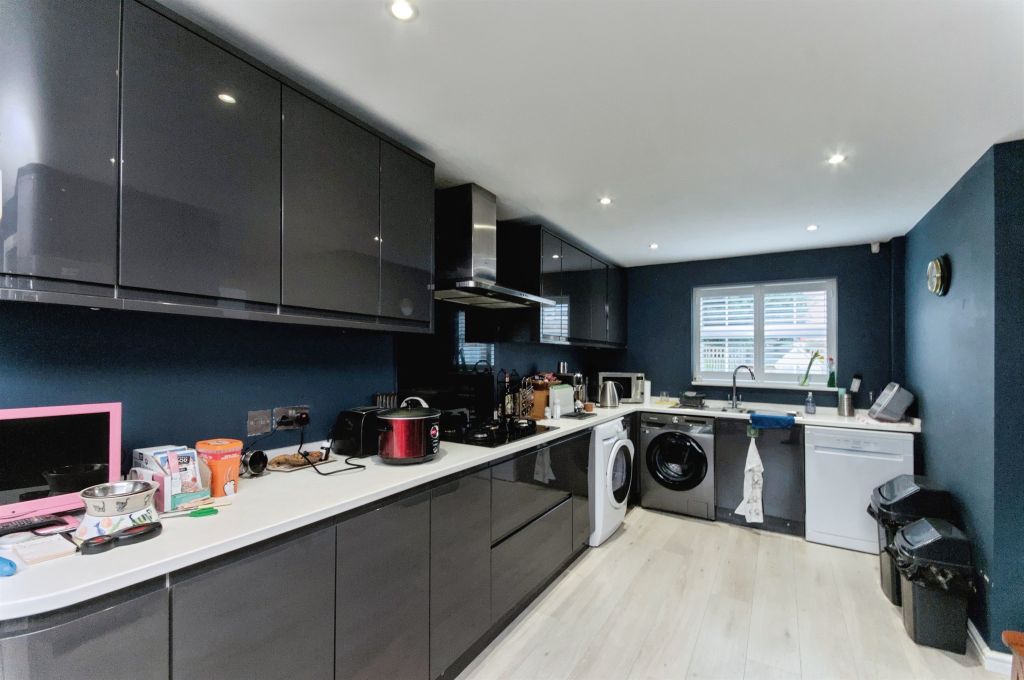 Property photo 2 of 29