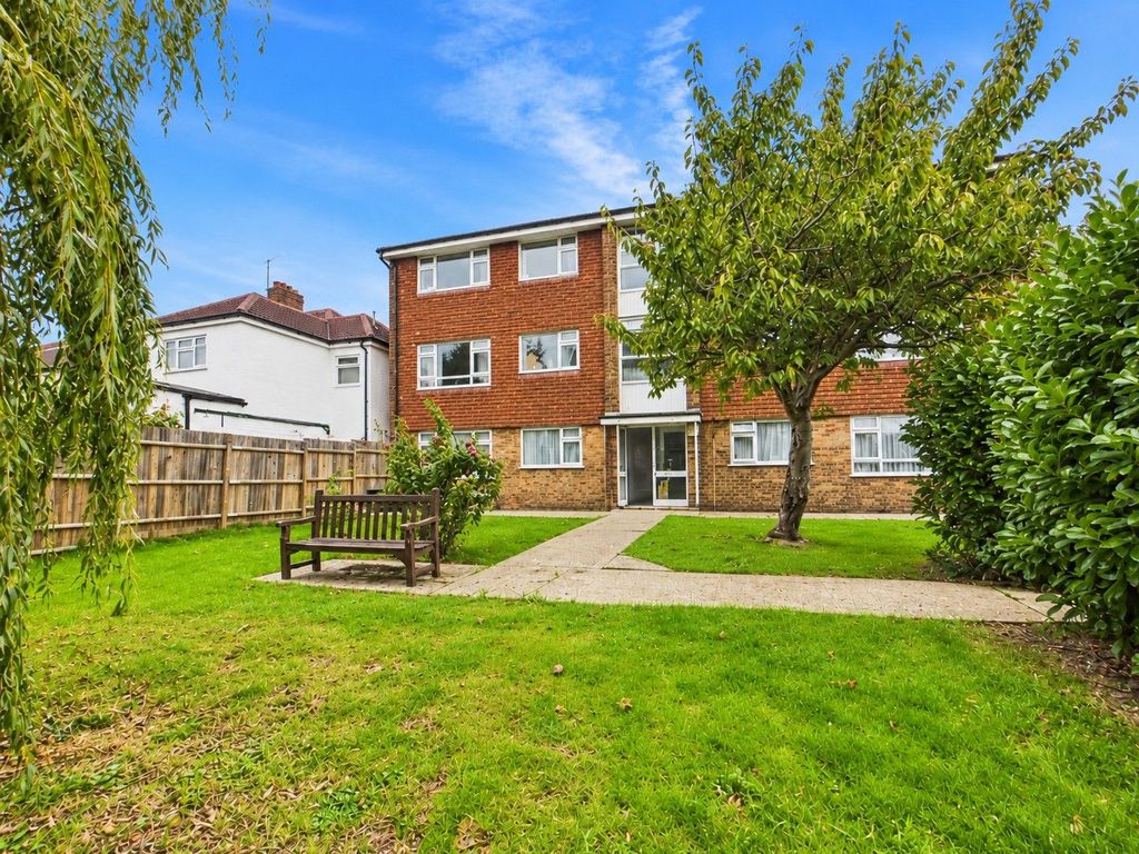 Property photo 1 of 11
