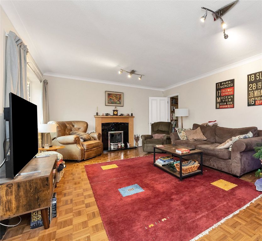 Property photo 3 of 16 Picture No. 23