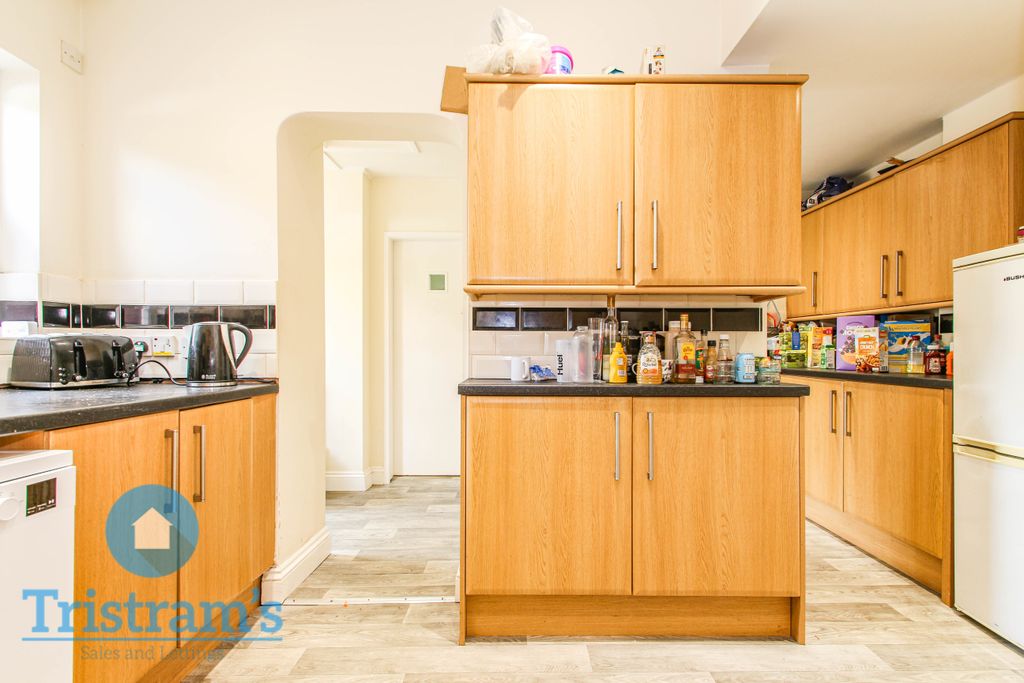 Property photo 2 of 16 Img_6354