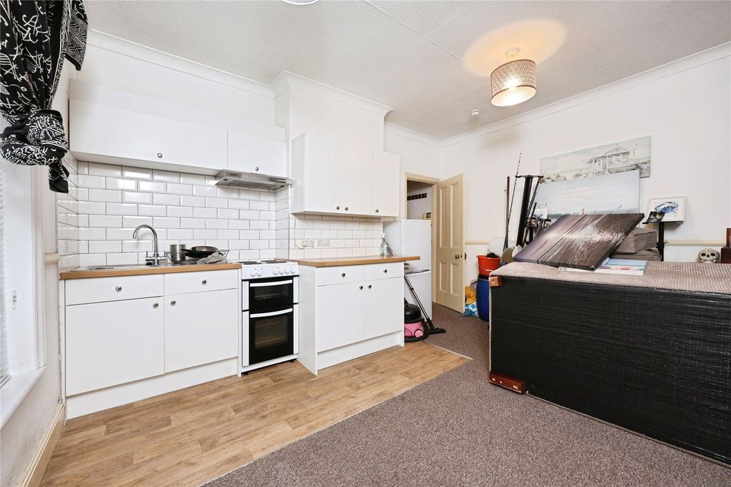 Property photo 3 of 11 Picture No. 09