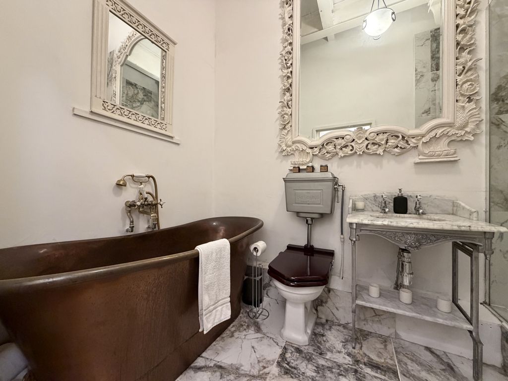 Property photo 3 of 15 Img_1304