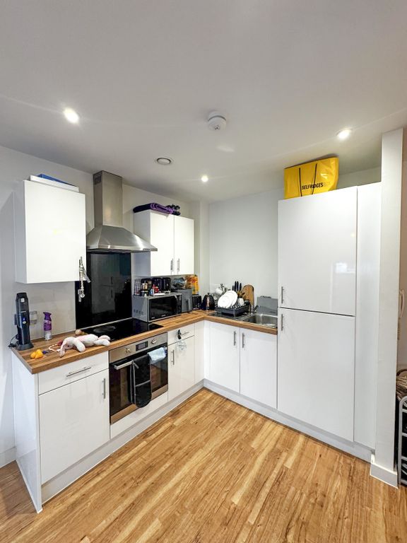 Property photo 3 of 13 Mediacity4374Img_3547_Edited.Jpg